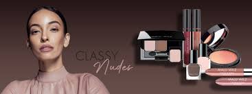 CLASSY NUDES - MALU WILZ