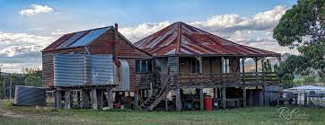 Verandah Of Abandoned Farm House Somerset Region S E Queensland Abandoned Houses Old Abandoned Buildings Australian Homes