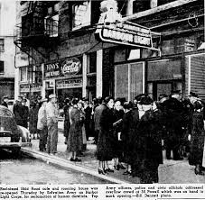 Harbour Light Opening Friday 2 October 1953 Street View O Canada Scenes