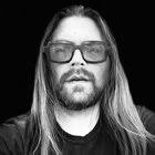 Leisure & Technology