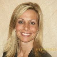 Kim Dexter's Instagram, Twitter & Facebook