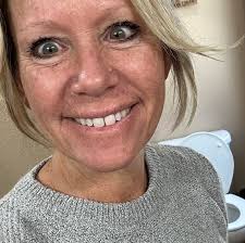 My parents are going to buy me the meta glasses anyone know if they are  good? I know there's the series 2 that has just come out but are they worth  the