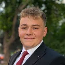 Karen Roybal's Instagram, Twitter & Facebook