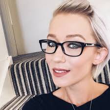 Leanne Foley's Instagram, Twitter & Facebook