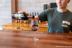 Unbiased Review of Currahee Vineyards in Pigeon Forge