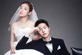 He rose to fame through the 2010 historical. Harta Kekayaan Song Joong Ki Dan Song Hye Kyo Bikin Geleng Kepala