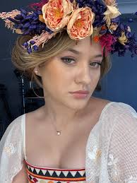 🦋𝙰𝙼𝙴𝙻𝙸𝙴 𝙳𝙴 𝙻𝙸𝚉 (@amy_dereyes) • Threads, Say more