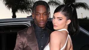 Kylie jenner (born kylie kristen jenner on august 10, 1997 in los angeles, california) is an american reality television personality, model, actress, entrepreneur, socialite and social media. Kylie Jenner Und Travis Scott Sind Wieder Ein Paar Und Fuhren Eine Offene Beziehung