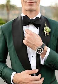 Black And Green Wedding Suit Fianceebodas On Twitter In 2020 Green Wedding Suit Green Themed Wedding Green Tuxedo