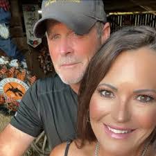 Joy Labrie's Instagram, Twitter & Facebook