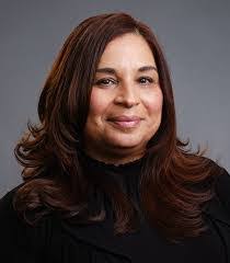 Rebecca Torres's Instagram, Twitter & Facebook