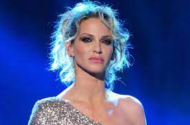 In december 2009, harding appeared on mtv's sarah harding in 24 hours. Uib5501cptvb8m