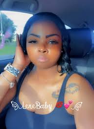 Kameshia Davis's Instagram, Twitter & Facebook