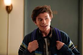 Love Victor Star Anthony Turpel Opens Up About What S Next For Felix And Lake In 2020 Movies For Boys Victor Felix