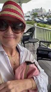 happy 4th! pink is my beach style this summer! pink tillie