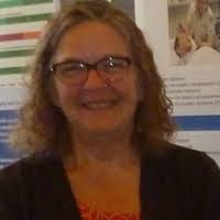 Kim Leighton's Instagram, Twitter & Facebook