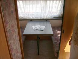 Darunter befindet sich nun soooooooviel. Umbau Bugsitzgruppe Zum Festbett Mit Viel Stauraum Wohnwagen Ottos Jimdo Page