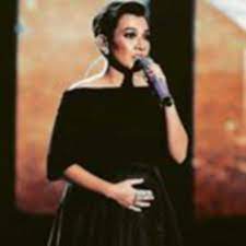 Misha omar pun masih belajar vokal dengan datuk syafinaz selamat. Showbiz Tickets To Misha S Solo Concert Sold Out In 18 Hours