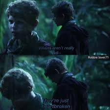 Pin By Julia Yontz On Robbie Kay Peter Pan Ouat Once Upon A Time Peter Pan Robbie Kay Peter Pan