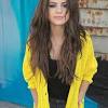 Selena gomez has made a series of changes to her haircut in recent weeks, but on wednesday the star unveiled what seems one of boldest makeovers to date. Https Encrypted Tbn0 Gstatic Com Images Q Tbn And9gctziyfk8vsztcvwcqbfw3nl5p8fq3i0itoqsx2up4mryccwpbog Usqp Cau