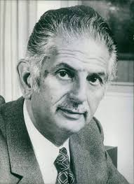 Harwell::Biographies