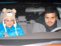 Goo.gl/evbvgw eser yenenler ve sevgilisi berfu yıldız dün akşam. Eser Yenenler Farah Zeynep Abdullah Onceki Aksam Etiler De Ortaya Cikti