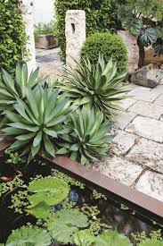 Resulting in an exterior these are modern, chic gardens and outdoor entertainment spaces specifically designed for cooking. Great Designs Scott Shrader Garden Design