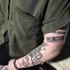 Roach Surprise Berlin Brussels Paris Warsaw This Week Last Slots Tattoos Hand Poke Stick And Poke