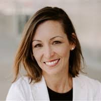 Tina Hixson's Instagram, Twitter & Facebook