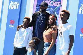 Playing for the cleveland cavaliers, miami heat. Lebron James Wife Savannah James Kids Relationship History Fanbuzz