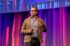 El conferenciante diego bolson ruzzarin es diseñador industrial con especialidad en diseño de comida. Anders Sorman Nilsson Tharawat Magazine