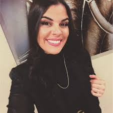 Darlene Hutton's Instagram, Twitter & Facebook