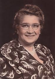 Donna Capozzi's Instagram, Twitter & Facebook