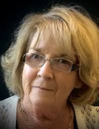 Linda Taulbee's Instagram, Twitter & Facebook