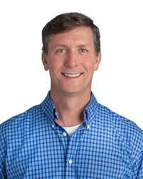 Henry Hidalgo's Instagram, Twitter & Facebook