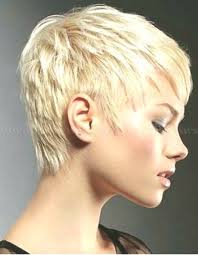 Für lange und kurze haare, für jeden etwas dabei! Freche Kurzhaarfrisuren Damen 2018 Kurzhaarschnitte Kurze Haare Frisur Ideen Kurzhaarfrisuren