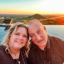 Sunstrong service contact issues with red flashing warning