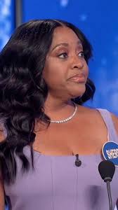 Why did Mrs. Claus’s mom say she’d regret marrying Santa?? 🎅🏻😲💔 Team  Sherri revises the Naughty List