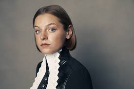 I remember perfectly how i stunned over the cinematography of. Meet Emma Corrin Princess Diana In The Crown On Netflix Los Angeles Times
