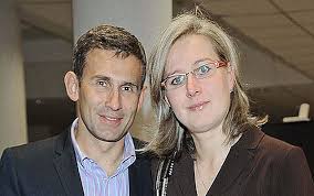 Magdalena kłys i robert korzeniowski poznali się w 2008 roku, od tej pory są nierozłączni. Korzeniowski Nie Moze Sie Rozwiesc