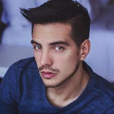 Todos los demás se apellidan gonzález, apellido paterno del actor. Rnow Today Export 1592747942185 Sites Mui Img
