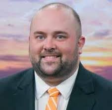 Brandon Packard's Instagram, Twitter & Facebook