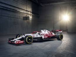 Zapraszamy do śledzenia relacji na żywo i wyniku. Nowy Bolid Zespolu Alfa Romeo Racing Orlen Zaprezentowany W Warszawie Tak Wyglada Pojazd Roberta Kubicy