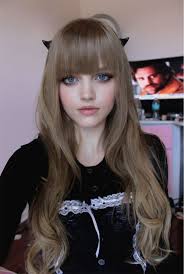 Dakota Rose The Real Life Barbie Kumral Sac Renkleri Sac Renkleri Ve Sac Ve Guzellik