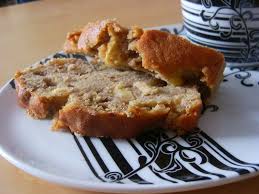Gateau Pommes Noix Et Happy Birthday Tours Et Tartines Gateau Pomme Noix Gateau Aux Pommes Recette Dessert