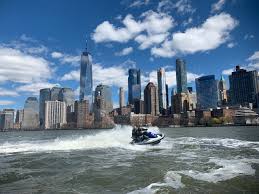 Jet ski winter suits are perfectly comfortable for staying warm in the cold. Sea The City Jet Ski Tours Jersey City Aktuelle 2021 Lohnt Es Sich Mit Fotos