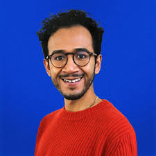 Hugo Estrada's Instagram, Twitter & Facebook