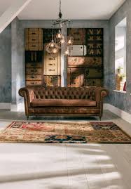 Sch Nes Chesterfield Sofa 3 Sitzer Mit Behandeltem Und Nachpigmentiertem Leder Im Angesagten Vintage Style Macht J Wohn Design Wohnen Chesterfield Wohnzimmer