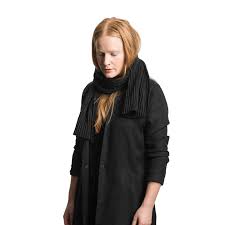 Pleece Short Scarf – Design House Stockholm