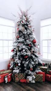 Group small collectibles for impact credit: 24 Gorgeous Rustic Christmas Tree Decorating Ideas For Your Home Treedecor Diy Christmas Decorations Easy Country Christmas Decorations Christmas Tree Themes
